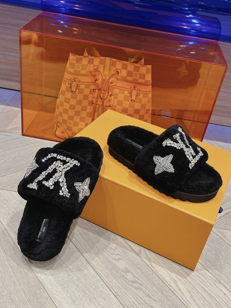 Louis Vuitton Slippers